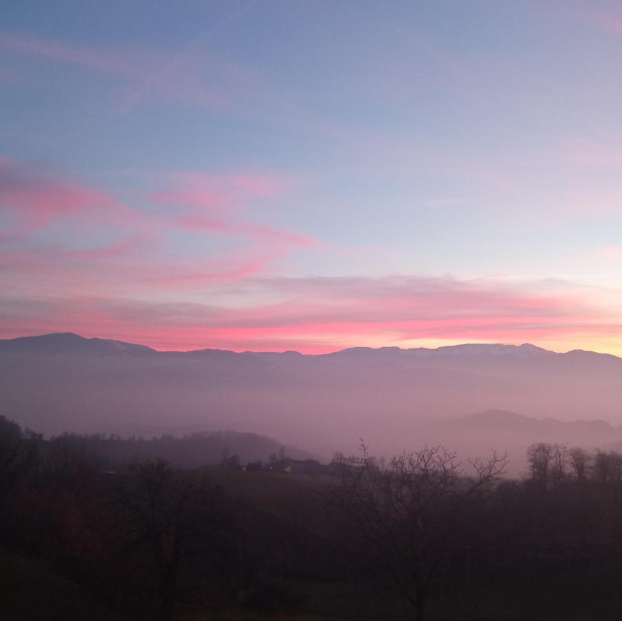 Bed and Breakfast Casale Monte Valestra Bebbio Екстер'єр фото