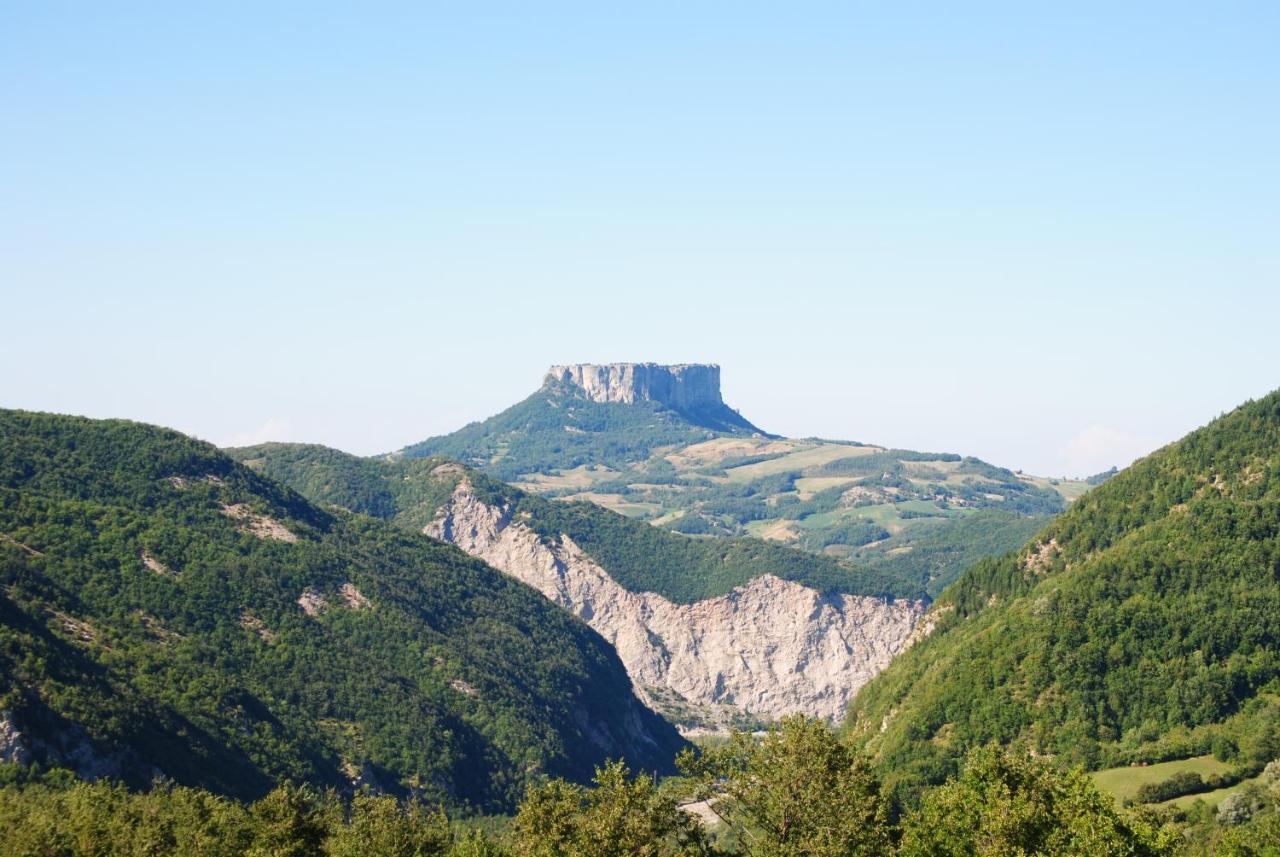 Bed and Breakfast Casale Monte Valestra Bebbio Екстер'єр фото