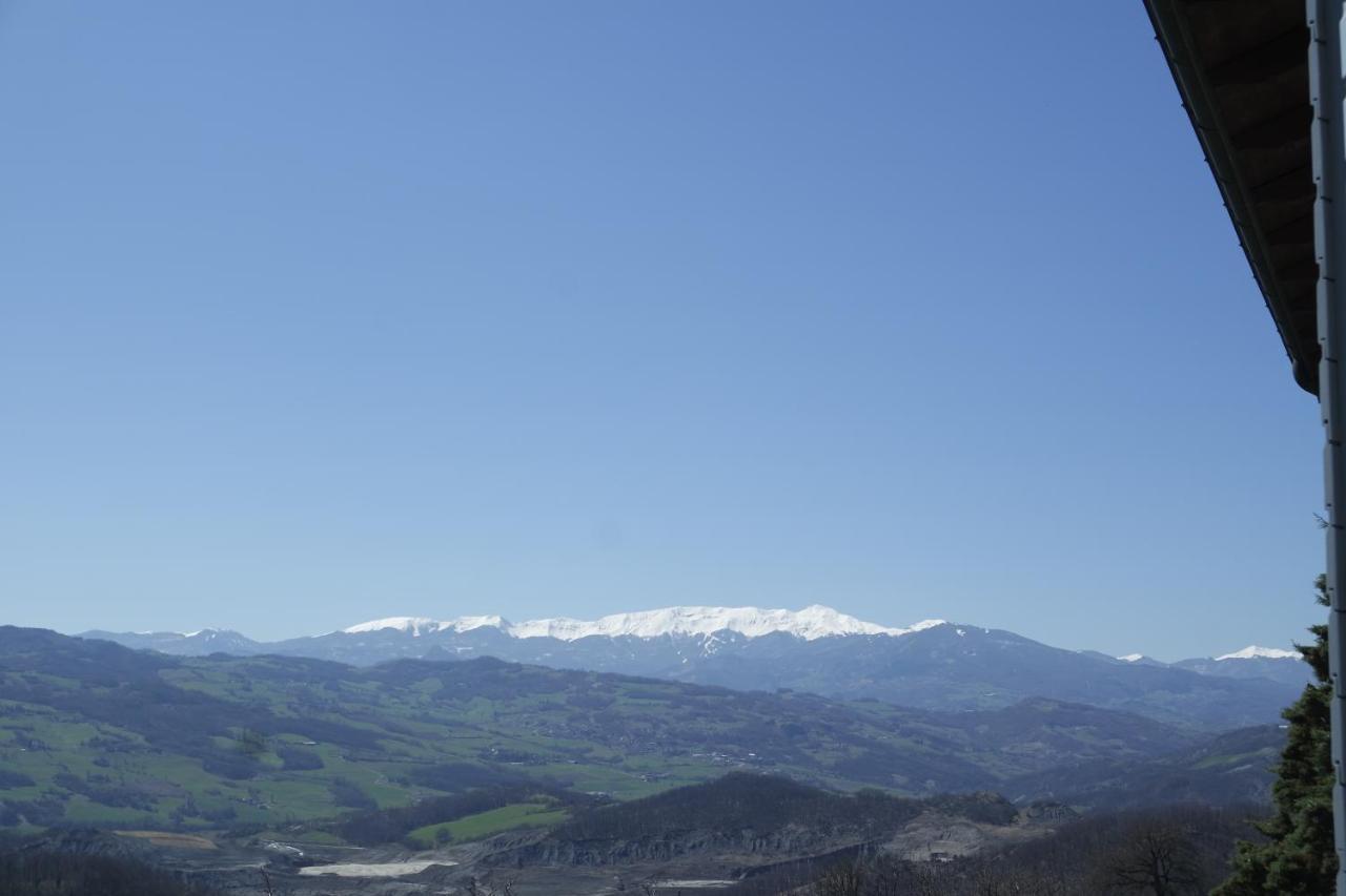 Bed and Breakfast Casale Monte Valestra Bebbio Екстер'єр фото