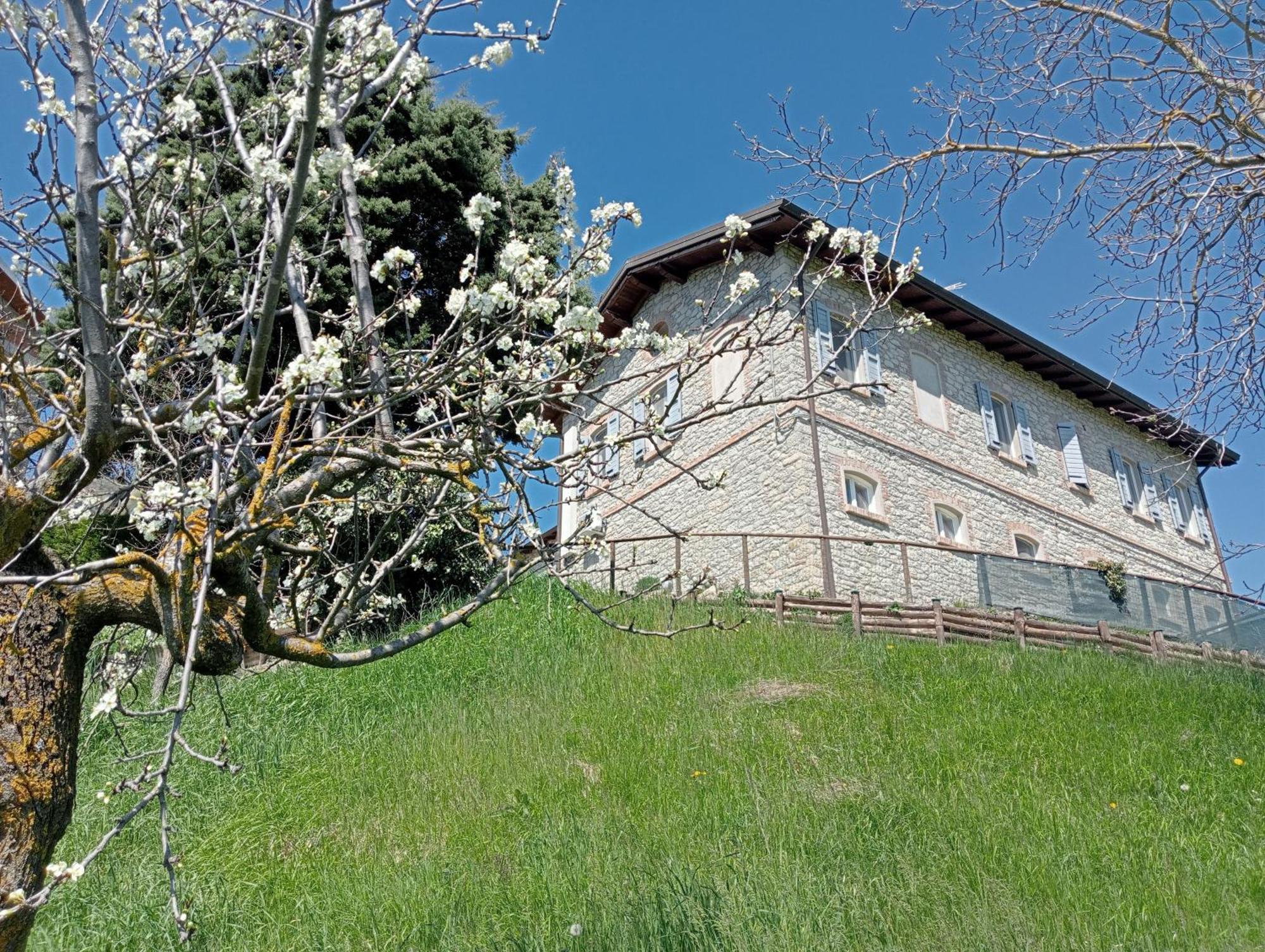 Bed and Breakfast Casale Monte Valestra Bebbio Екстер'єр фото
